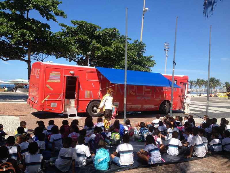 Livros nas Praças - Empréstimo gratuito de livros no Rio de Janeiro