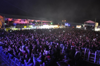 Itatiaia comemora 30 anos de emancipa&ccedil;&atilde;o com mega shows e festa gratuita para todos. Confira a programa&ccedil;&atilde;o!