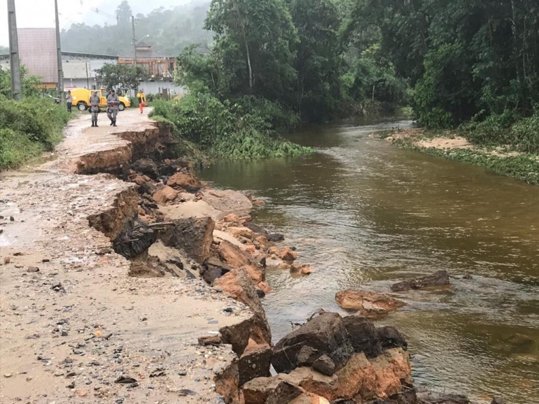 Defesa Civil de Angra em alerta