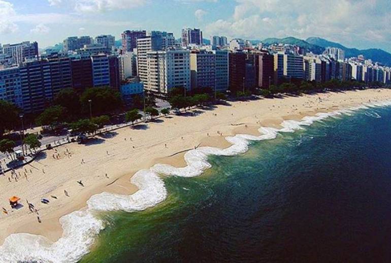 Praia de Icaraí. Uma praia super urbana.