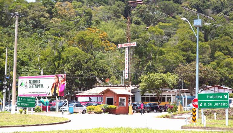 A Feirinha de Itaipava em Petrópolis é o lugar ideal para compras na montanha.