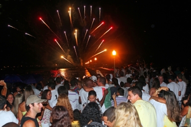 Tudo pronto para o R&eacute;veillon em B&uacute;zios