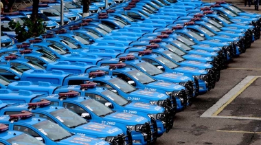 Estado do Rio entrega 152 novos ve&iacute;culos para a Pol&iacute;cia Militar