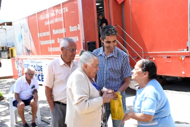 Carreta Sa&uacute;de Pertinho de Voc&ecirc; na Porteira