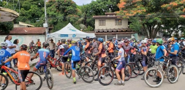 Programa Vem Pedalar reuniu mais de cem participantes no Parque Estadual da Serra da Tiririca, em Niter&oacute;i