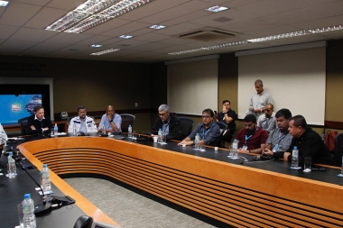 Prefeitura est&aacute; com 5 mil homens nas ruas para reduzir impactos do forte temporal no Rio de Janeiro