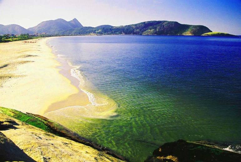 Praia de Camboinhas, ideal para curtir com a família.