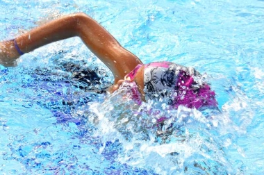 Festival 'Nata&ccedil;&atilde;o para Todos' de Angra acontece neste s&aacute;bado. Inscreva-se para nadar na sa&uacute;de!