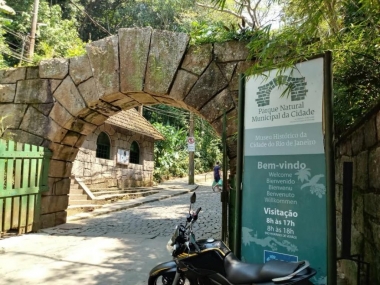 Na G&aacute;vea, a 'Se Orienta Rio' promoveu um rally a p&eacute;, juntamente com a tradicional ca&ccedil;a ao tesouro no Parque Natural Municipal Da Cidade