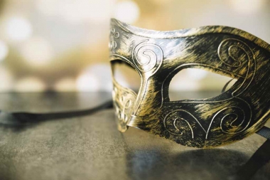 &ldquo;Contos em Cantos de Carnaval&rdquo; no Teatro Municipal de Angra dos Reis. Entrada franca