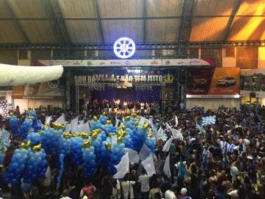 Conhe&ccedil;a e escute o samba que Vila Isabel 2019 definiu para contar a hist&oacute;ria de Petr&oacute;polis na Sapuca&iacute;