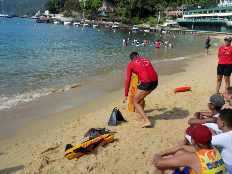 Começou o Projeto Botinho em Angra