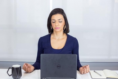 Medo de errar pode atrapalhar a carreira e bloquear criatividade no trabalho